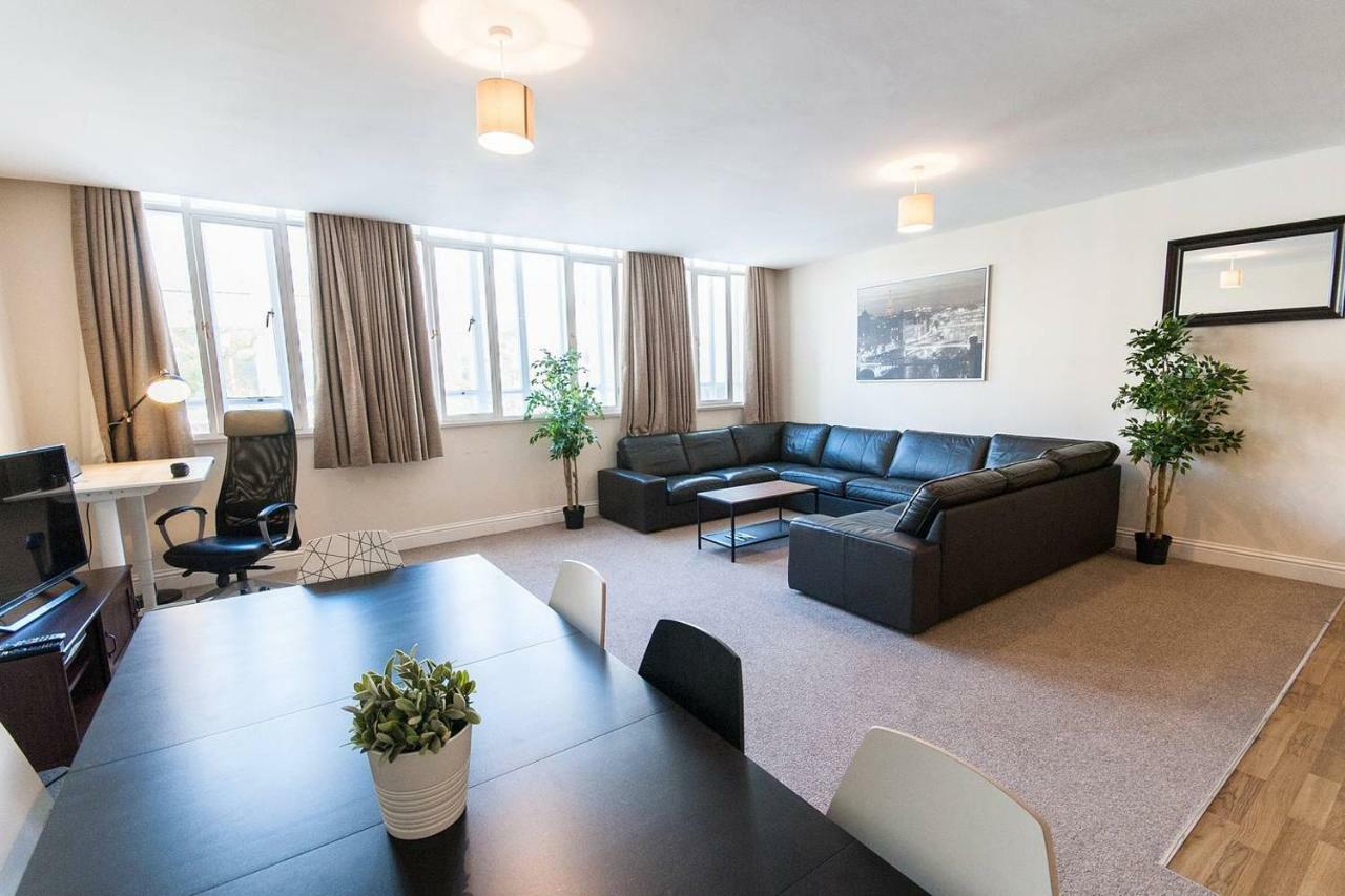 The Broadmead Forest - Spacious City Centre 3Bdr Apartment Бристоль Экстерьер фото